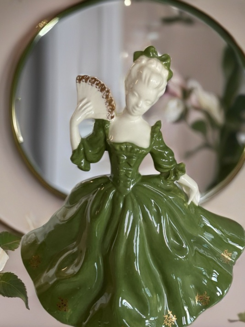 Vintage Ceramic Soirée Lady Figurine – Elegant Green Dress Style (Hobbyist Art)